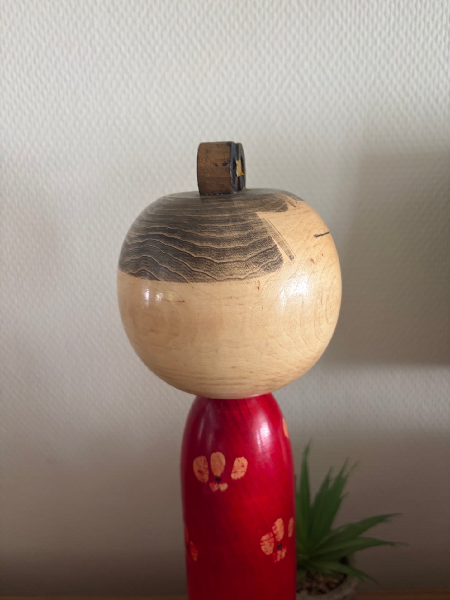 Rare vintage Sosaku kokeshi by Takahashi Hashime (1918-2002)