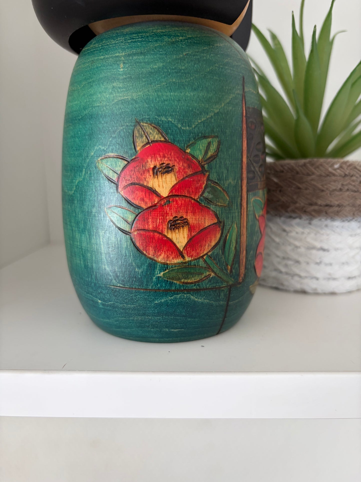 Vintage Sosaku Kokeshi made by Sato Suigai (1920-)