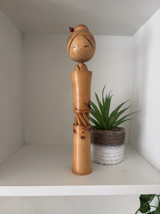 Vintage Sosaku kokeshi by Ryoichi
