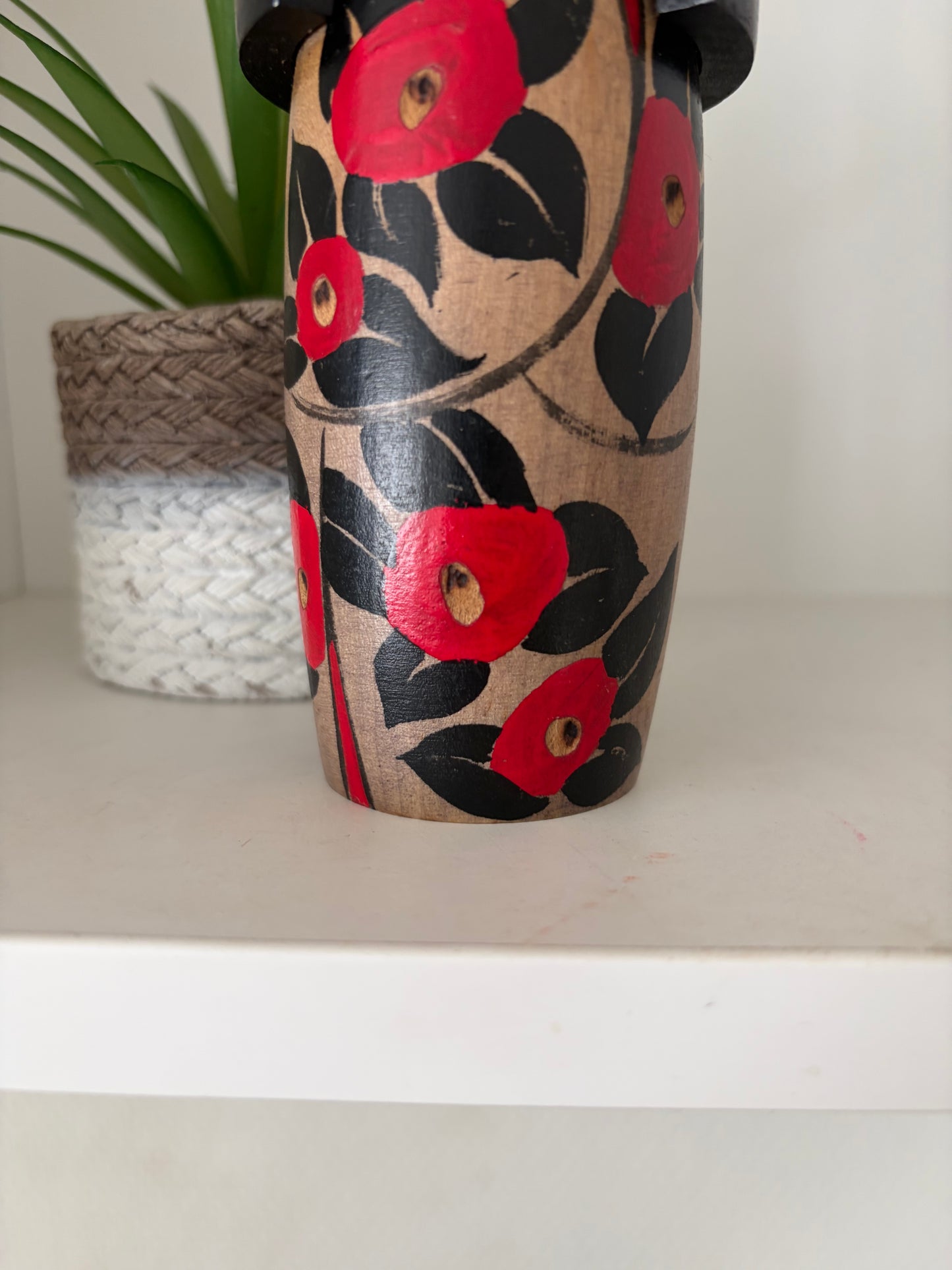 Vintage Gumma kokeshi by Hajime Miyashita (1940-)