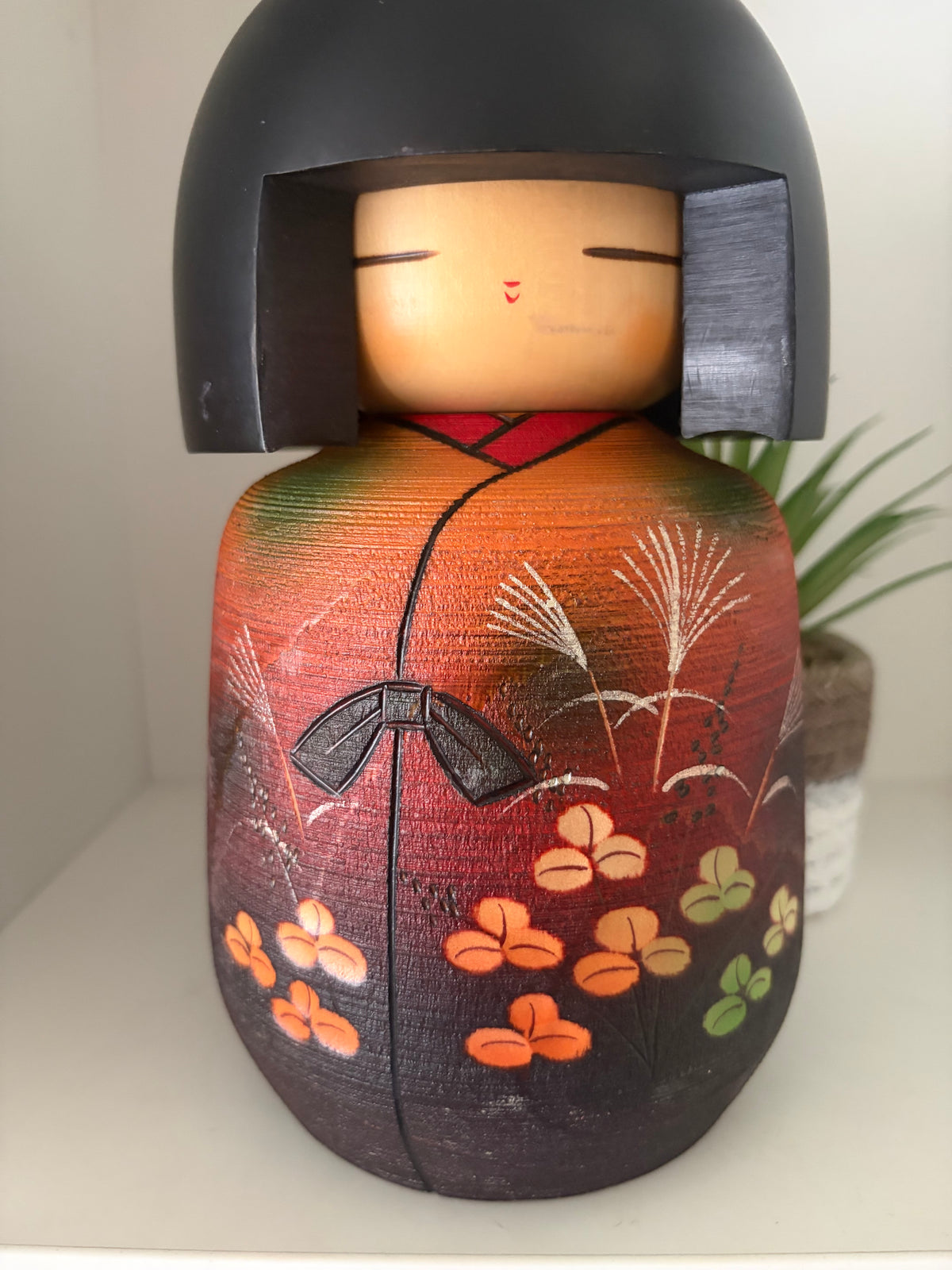 Vintage Gumma kokeshi by Fujikawa Masae (1942-2015)