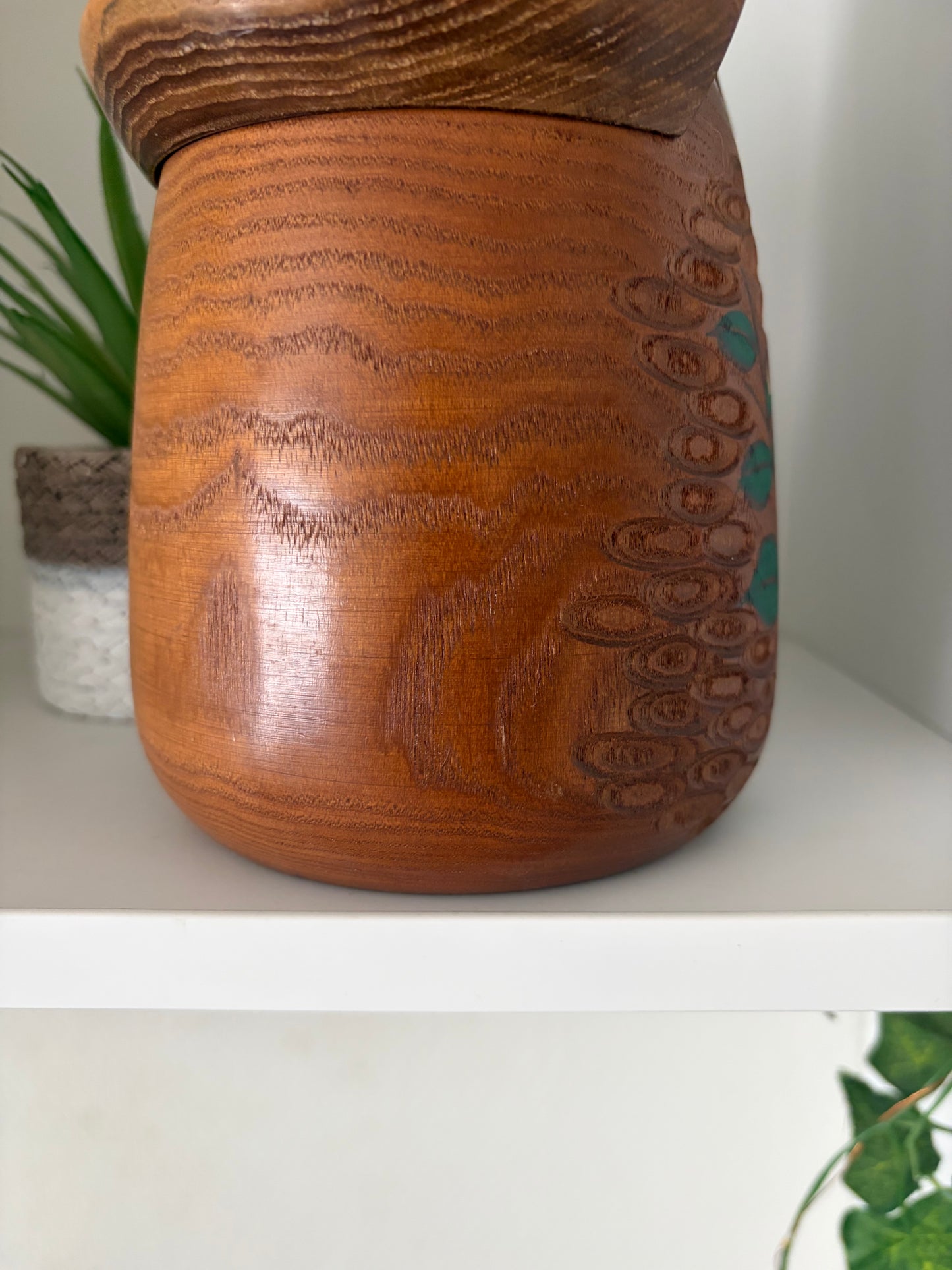 Rare vintage Sosaku kokeshi by Aida Seiho (Harumine) (1926-1998)