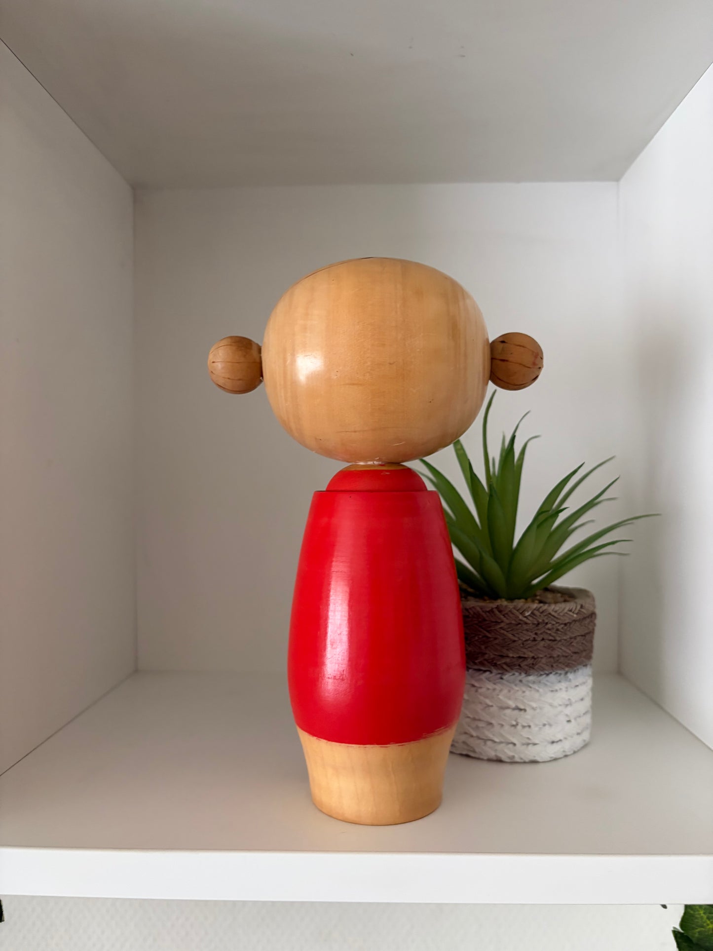Vintage Sosaku kokeshi by Akira
