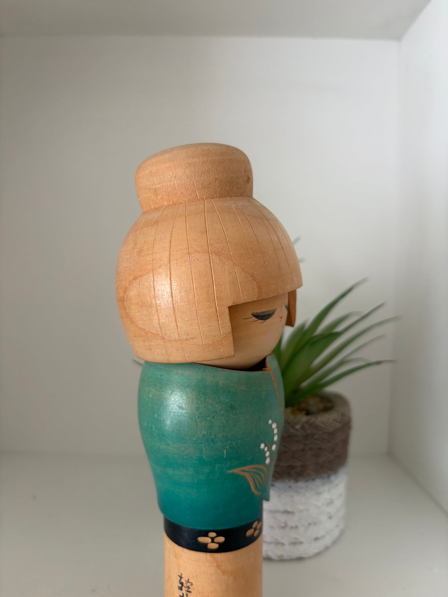 Vintage Sosaku kokeshi by Miyagawa Kunio (1933-)