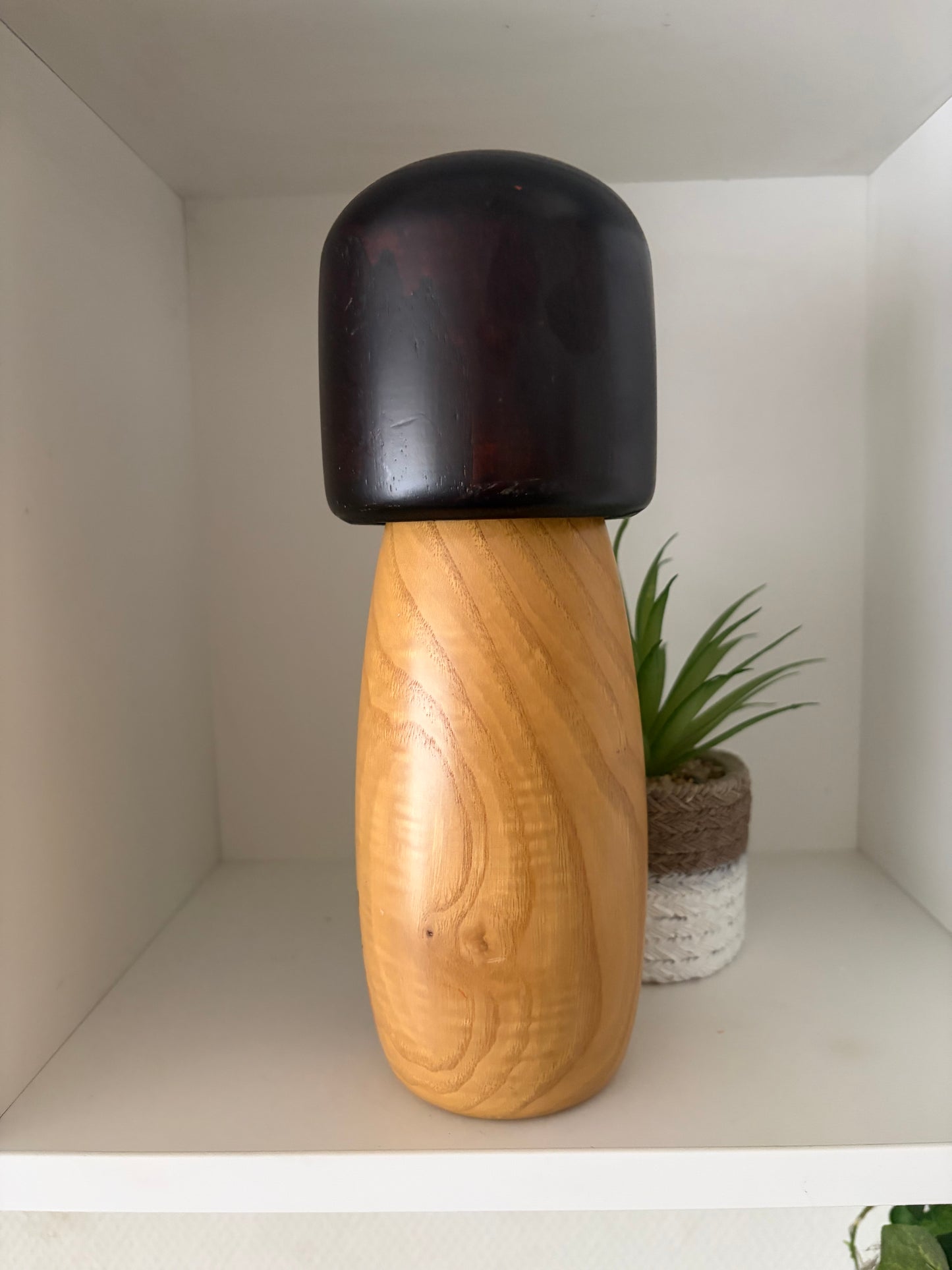 Vintage Gumma kokeshi by Usaburo