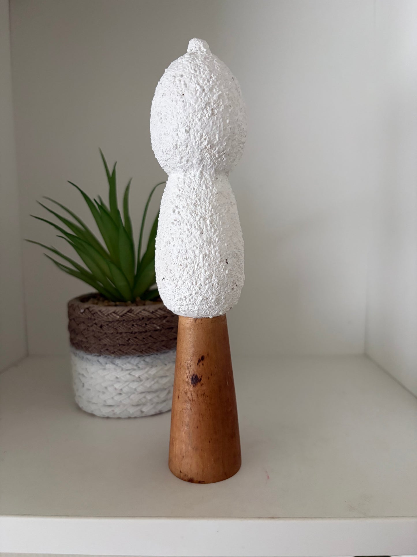 Vintage Sosaku Kokeshi made by Issetsu Kuribayashi (1924-2011)