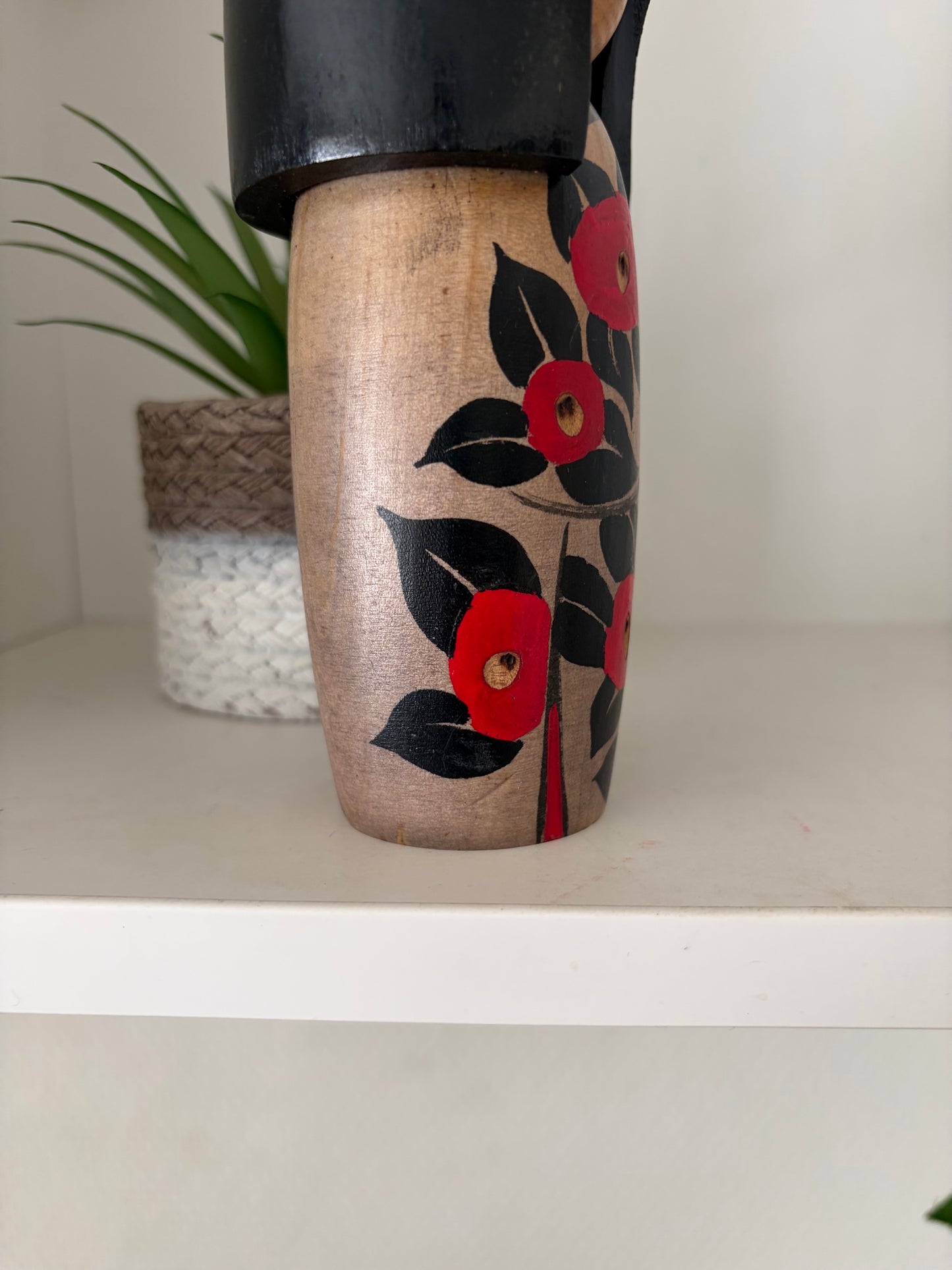 Vintage Gumma kokeshi by Hajime Miyashita (1940-)