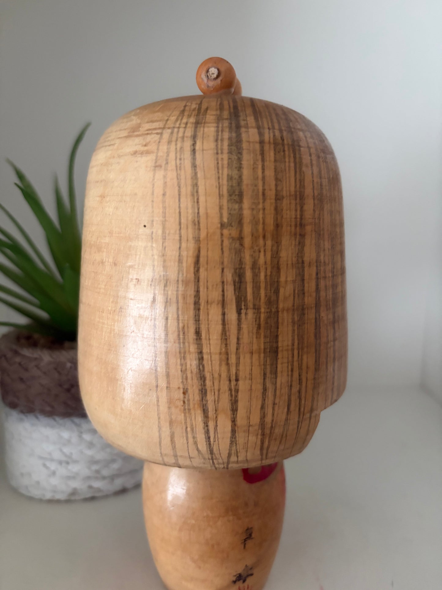 Rare vintage Sosaku kokeshi by Inosuke Kobayashi (1931-)