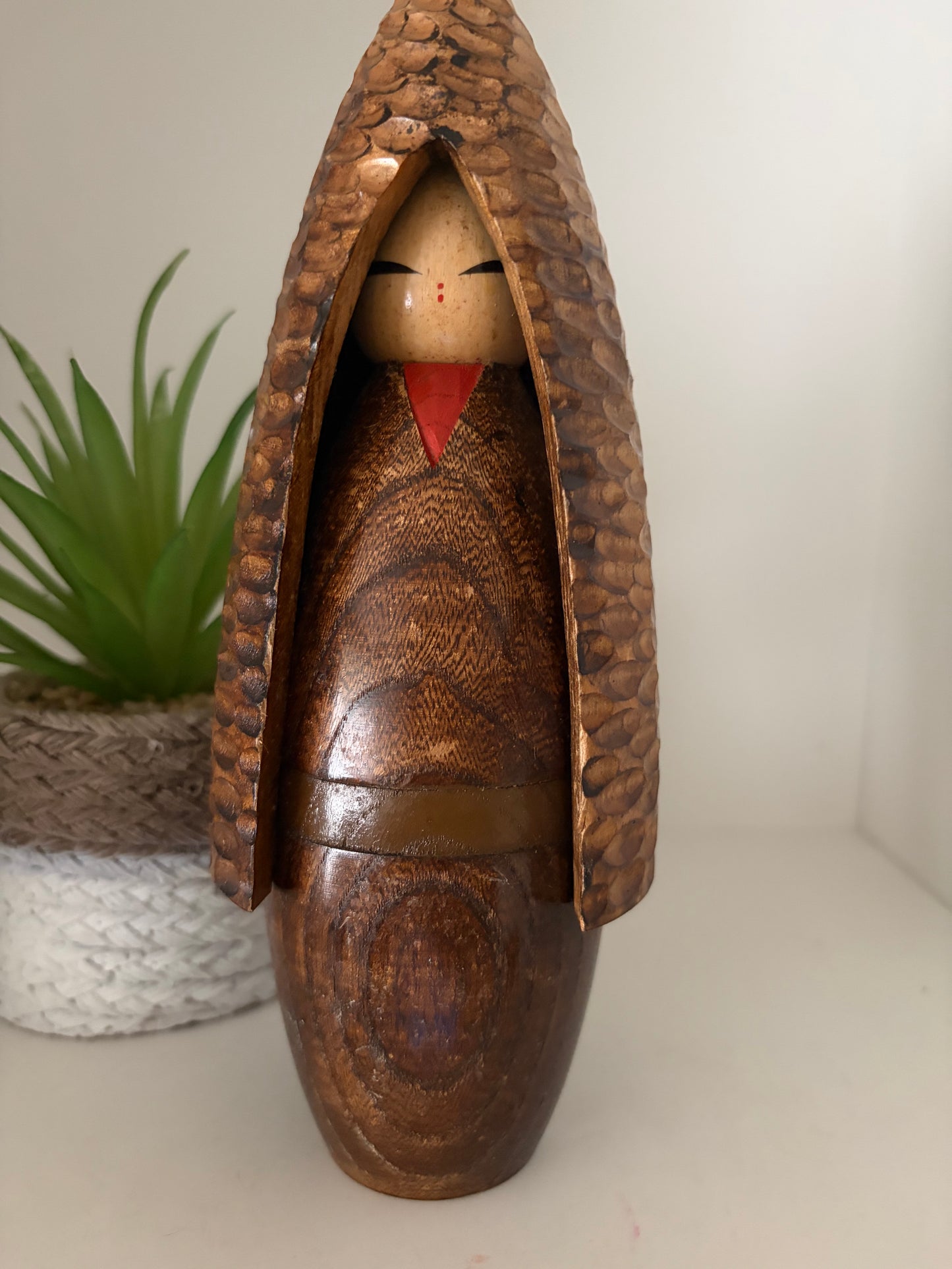 Vintage Sosaku Kokeshi made by Shozan Shido (1932-1995)