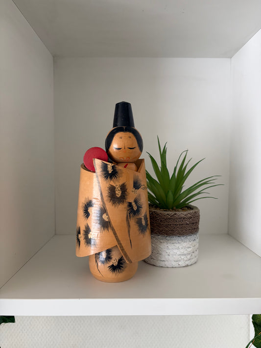 Vintage Sosaku kokeshi by Hajime with drum