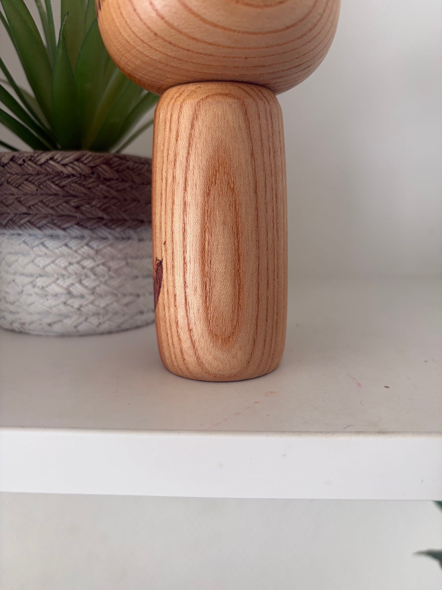 Vintage Sosaku kokeshi by Isamu Yamakawa (1928-)
