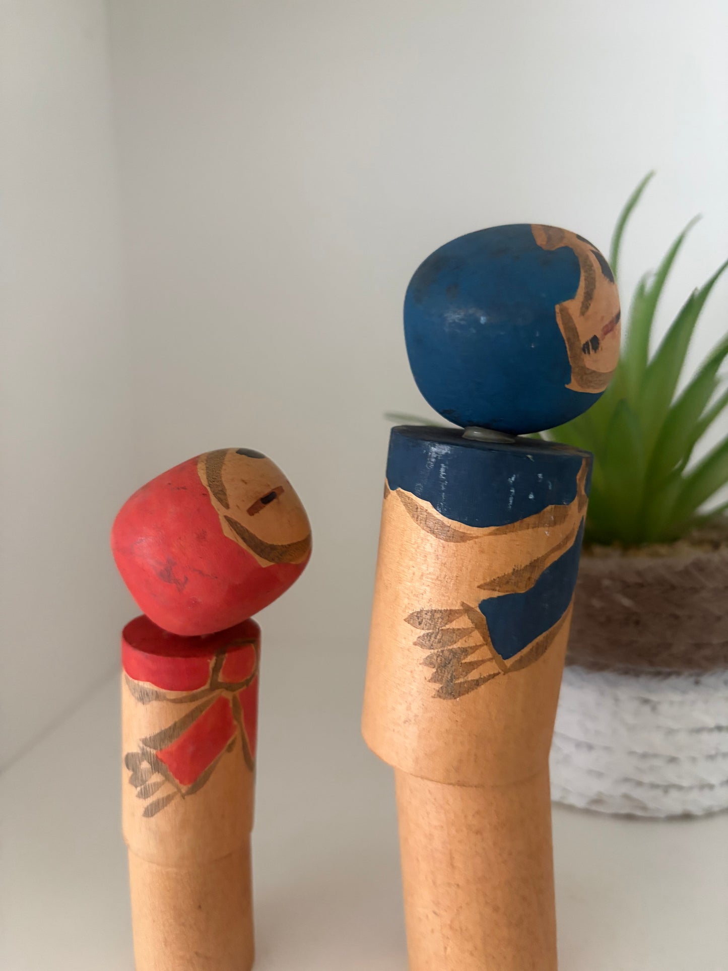 Vintage Mother and Child kokeshi by Kiyohara Takao