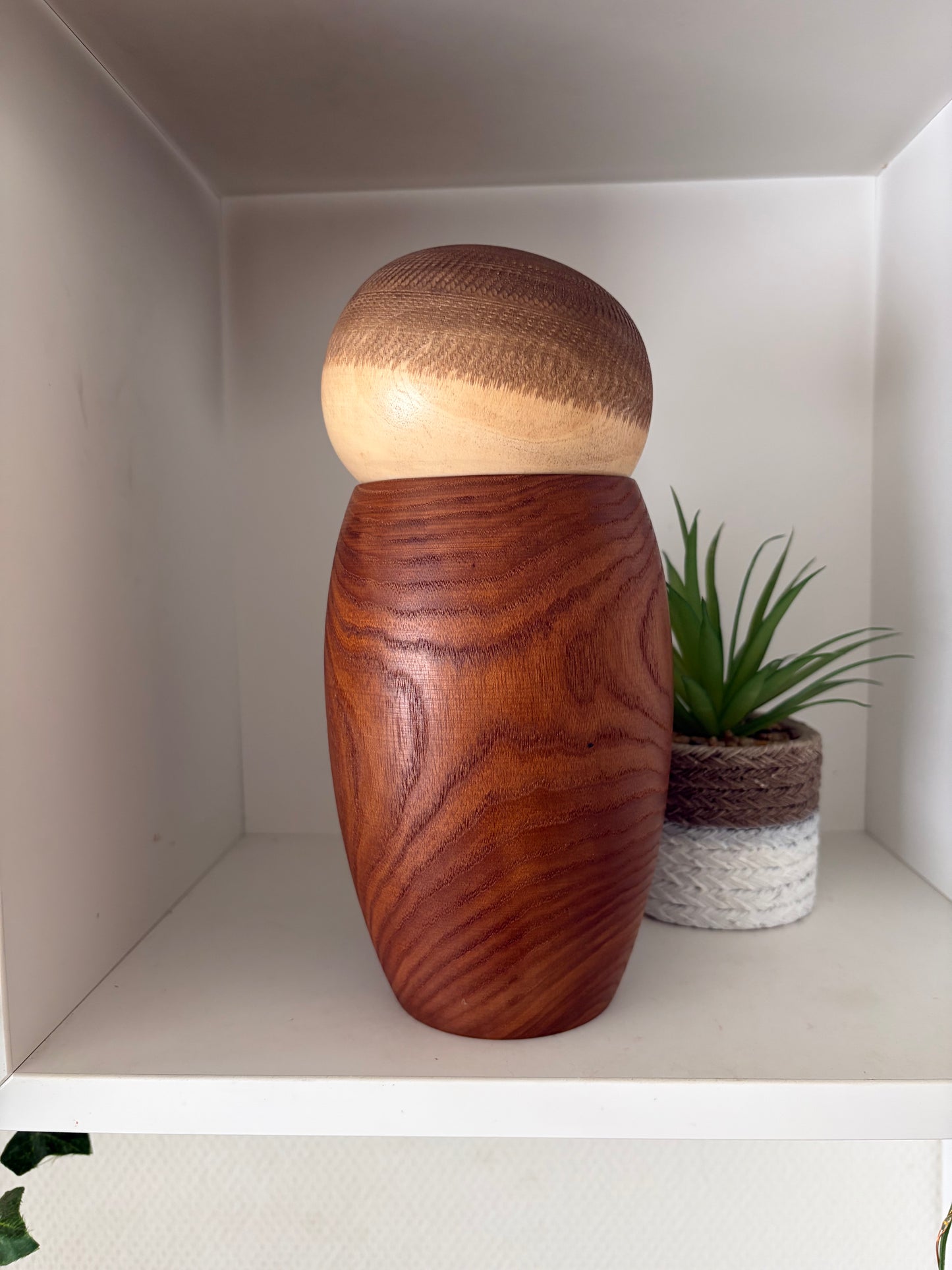 Vintage Sosaku Kokeshi made By Watanabe Masao (1917-2007)