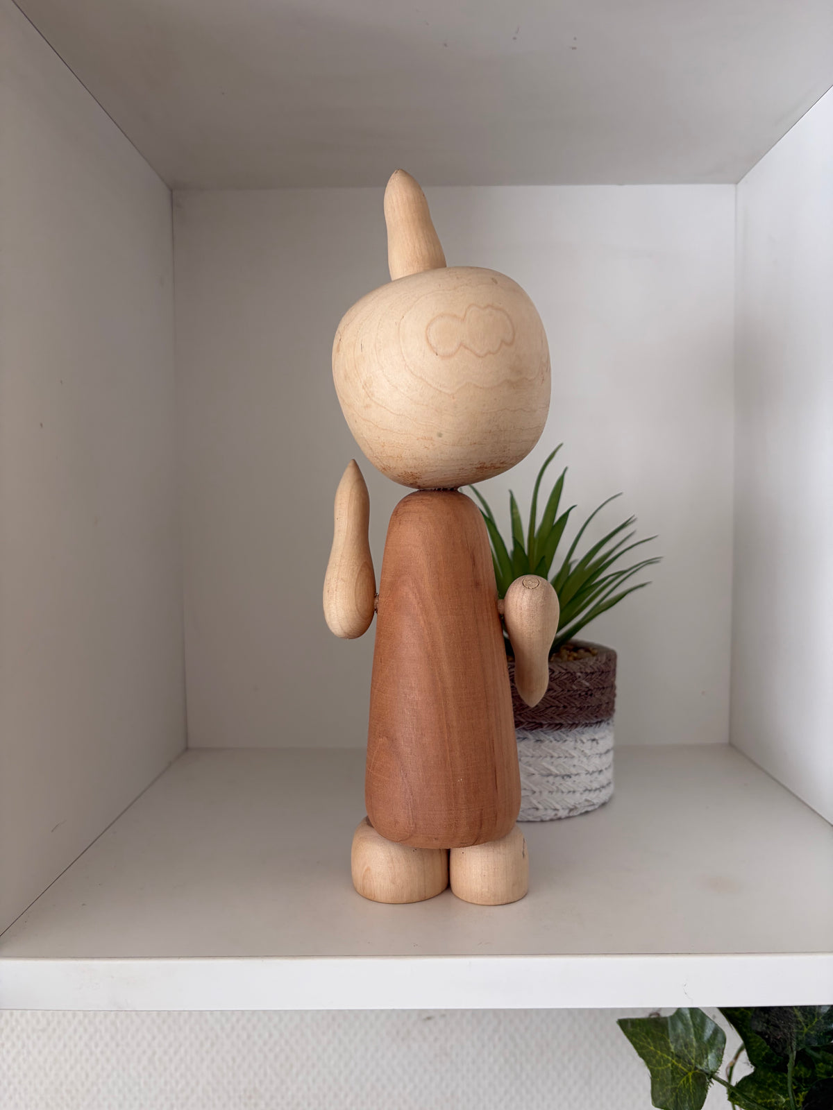 Rare vintage Sosaku kokeshi by Hideo Ishihara (1925-1999)