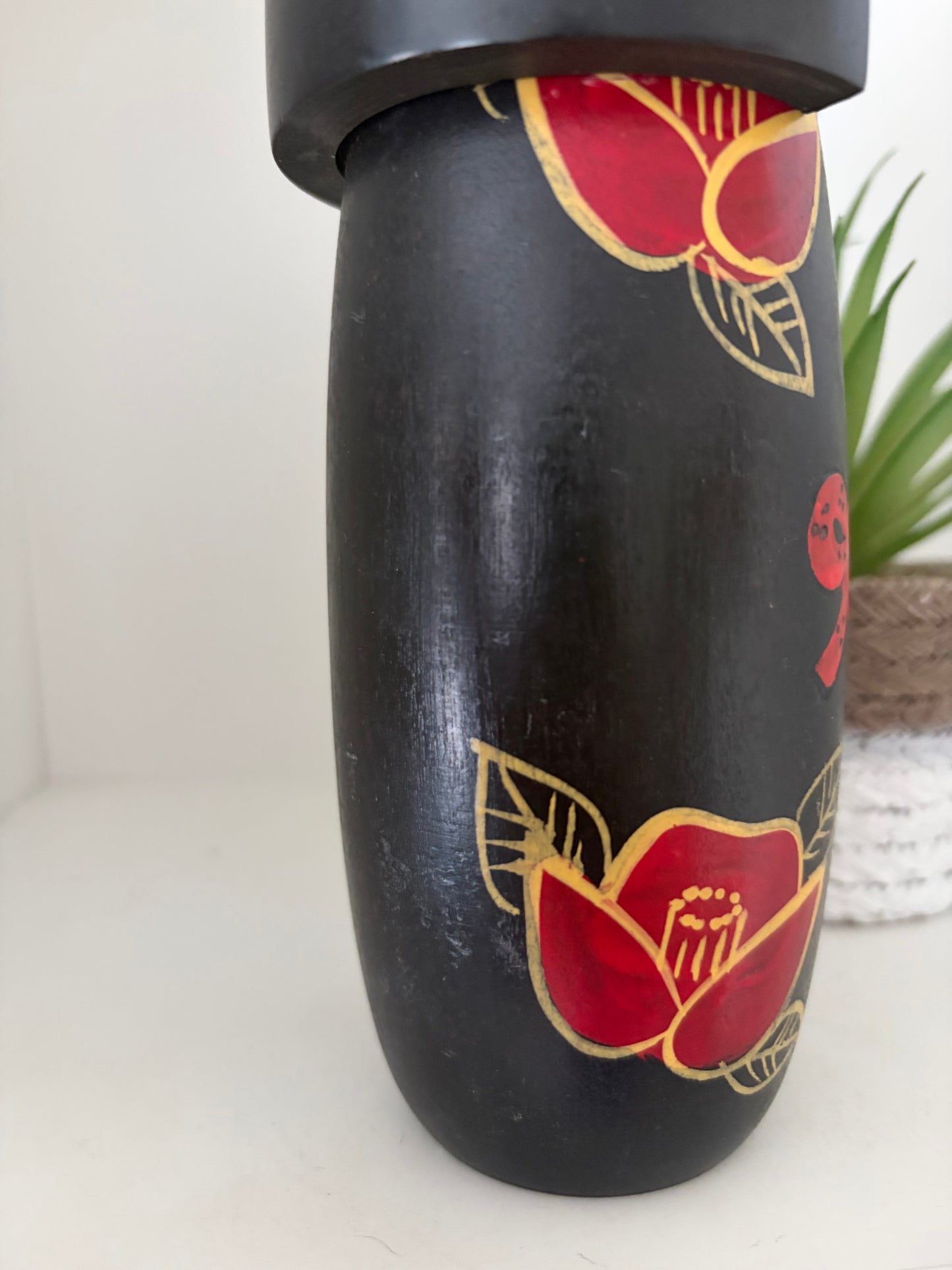 Vintage Gumma kokeshi by Hajime Miyashita (1940-)