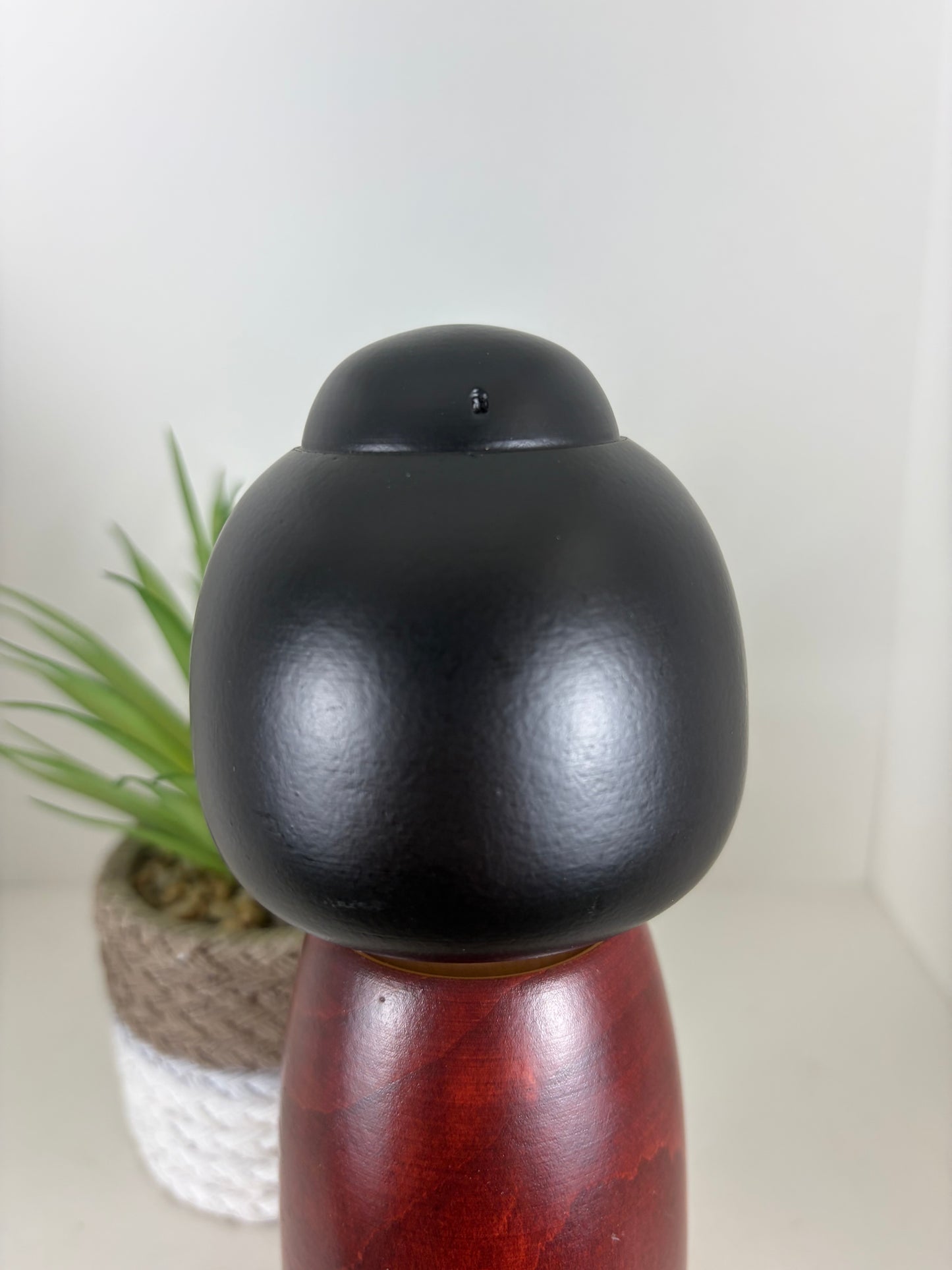 Vintage Sosaku kokeshi by Sato Suigai (1920-)