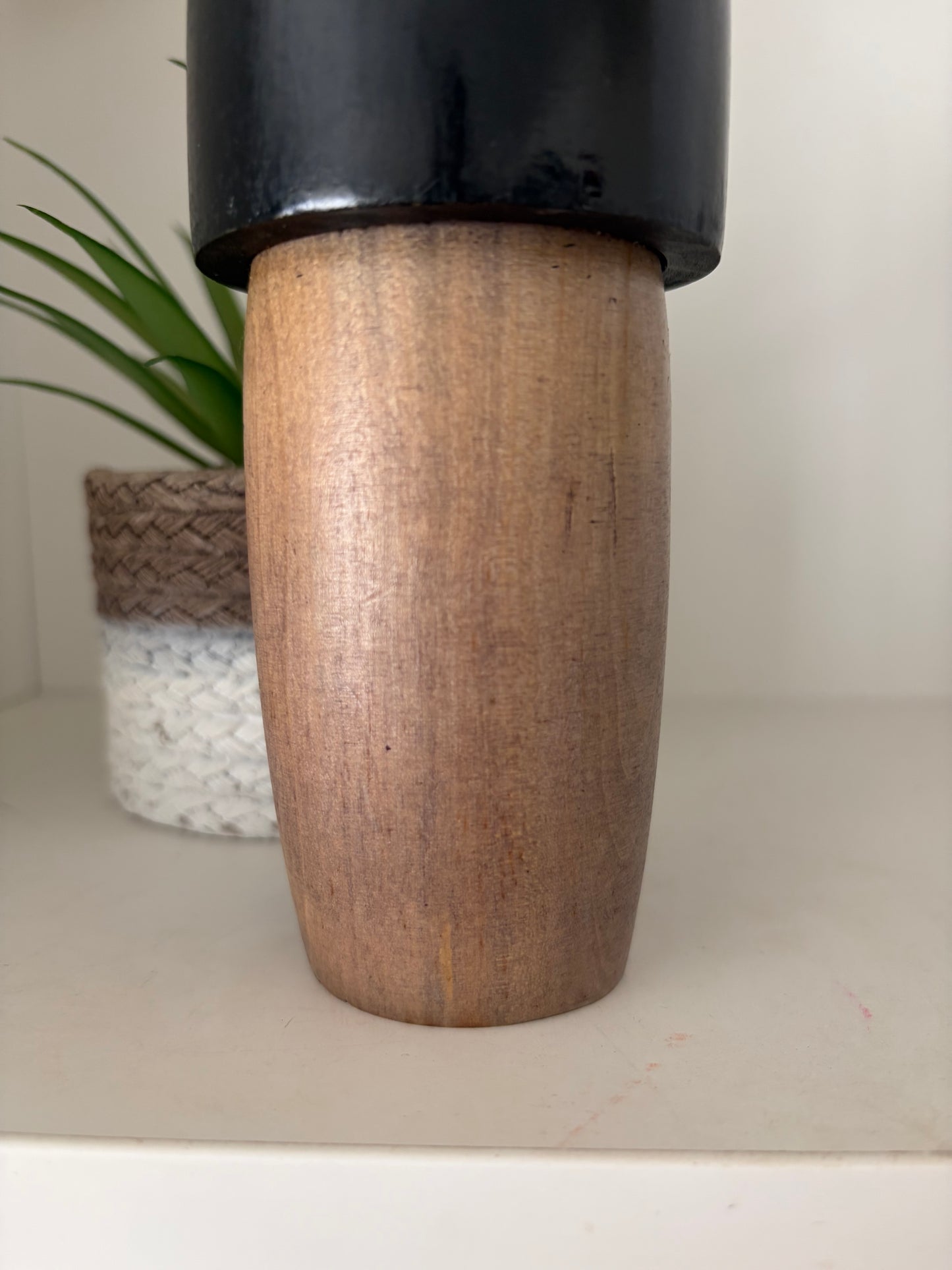 Vintage Gumma kokeshi by Hajime Miyashita (1940-)