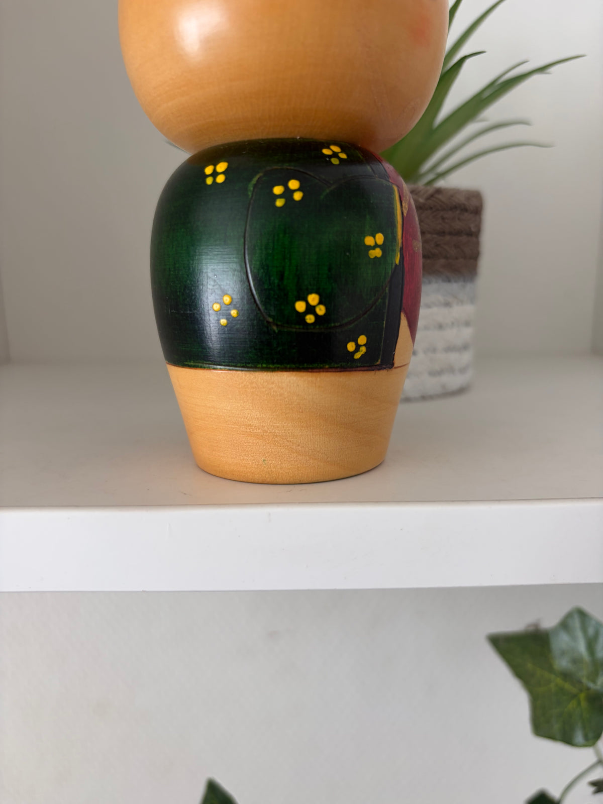 Rare Vintage Sosaku kokeshi by Toa Sekiguchi (1942-)
