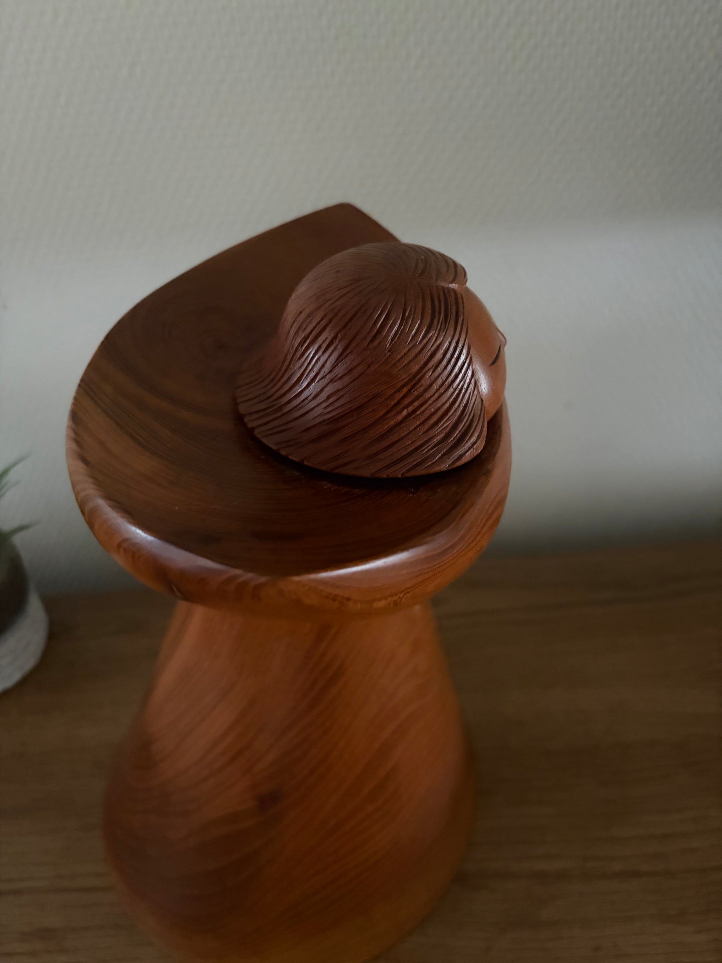 Exclusive Vintage Sosaku kokeshi by Aoki Ryoka (1931-) She is dated 1983