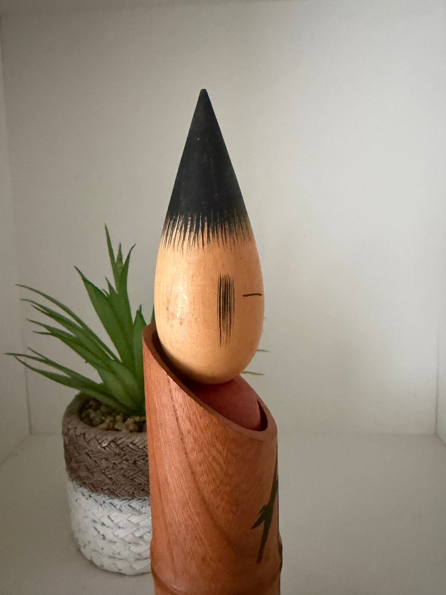 Vintage Sosaku kokeshi by Shido Shozan (1932-1995)