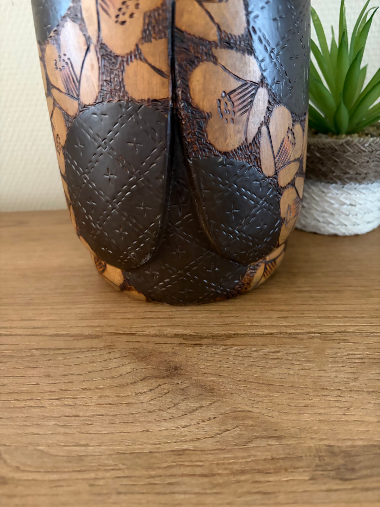 Rare vintage Gumma kokeshi by Inosuke Kobayashi (1931-)