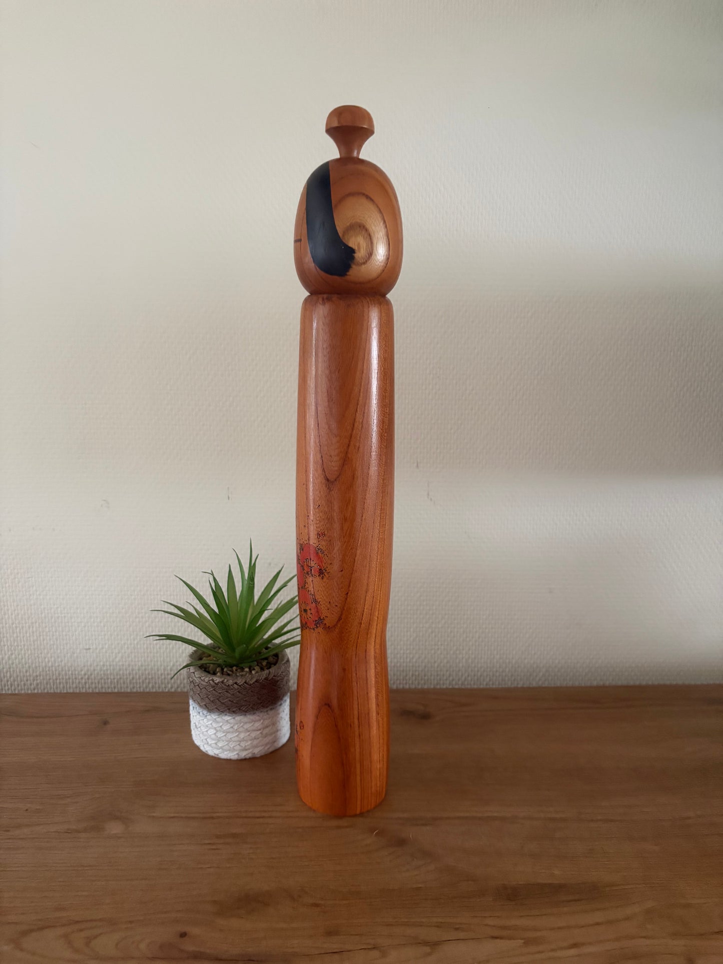 Vintage Sosaku kokeshi by Toa Sekiguchi (1942-)