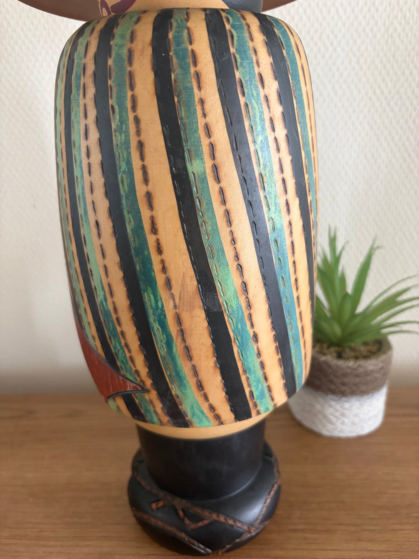 Exclusive vintage Gumma kokeshi by Inosuke Kobayashi (1931-)