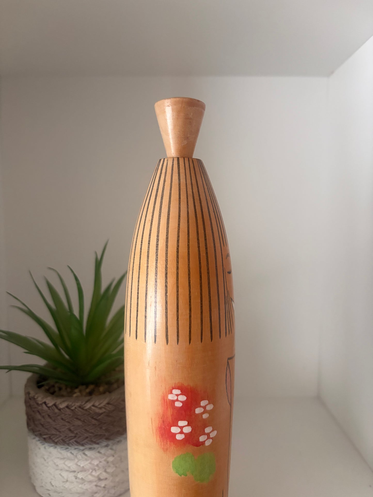 Vintage Sosaku kokeshi by Hogetsu Maruyama