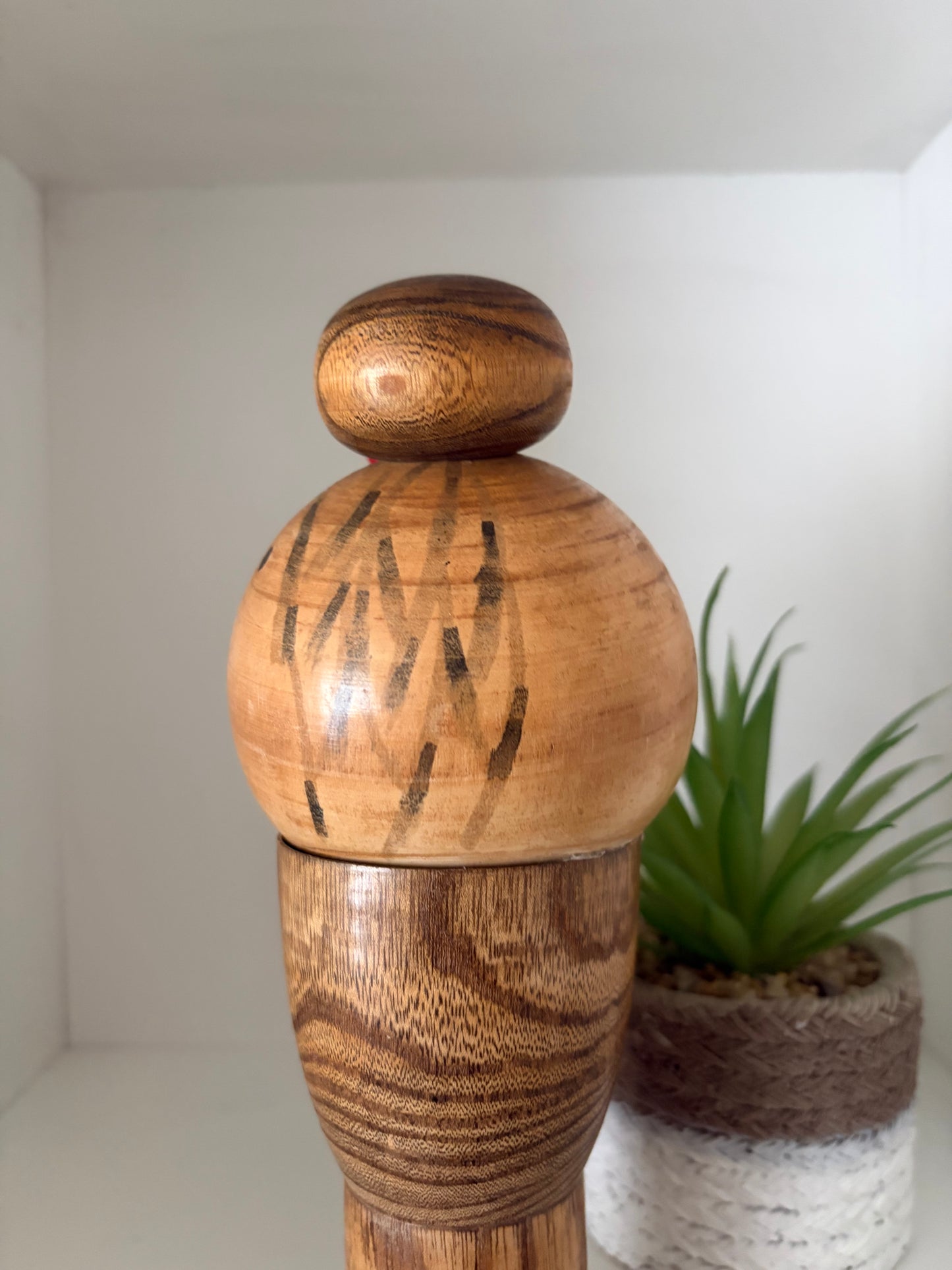 Vintage Sosaku kokeshi by Yajima Suiho (1915-)