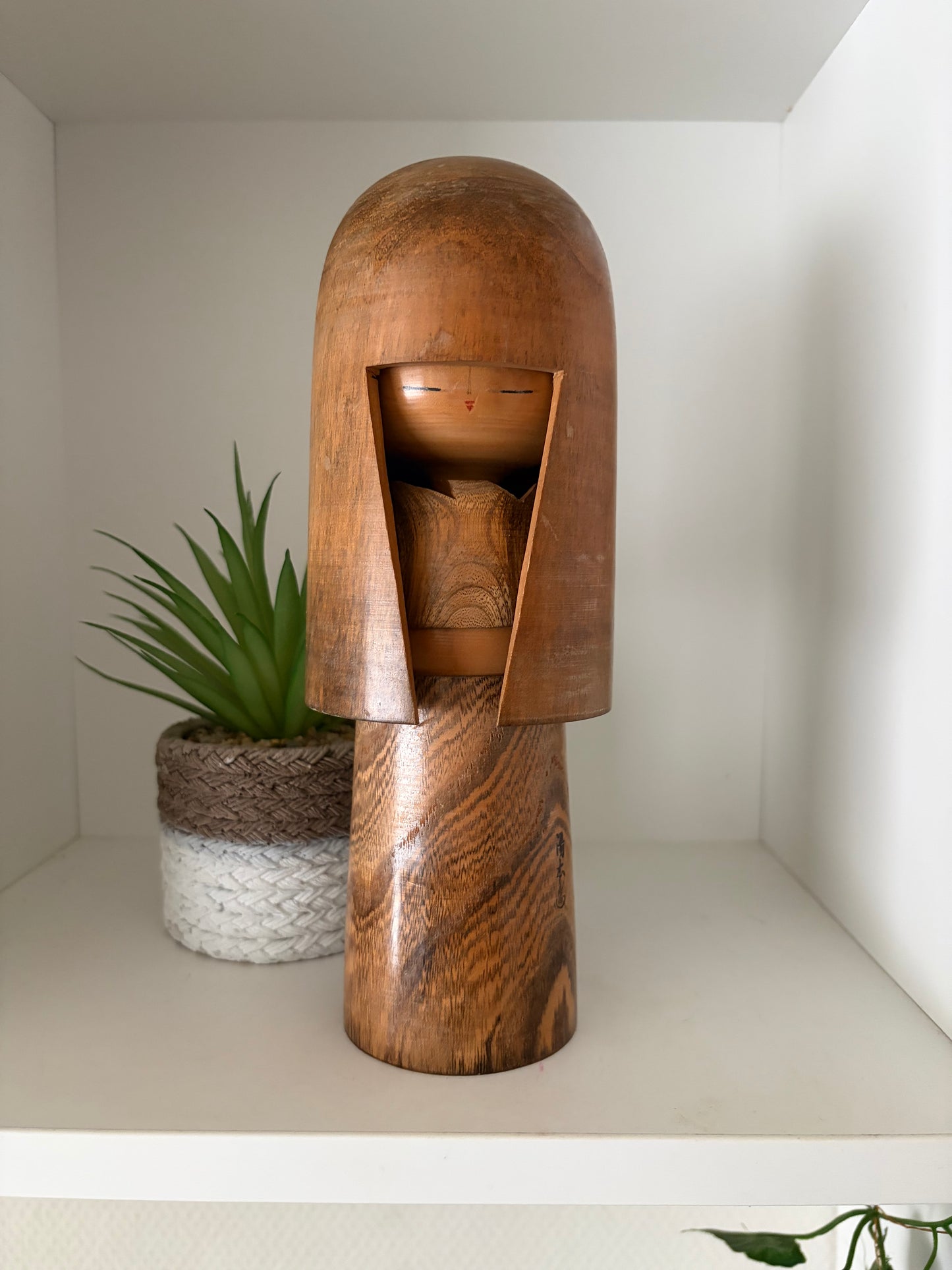 Vintage Sosaku kokeshi by Takanashi