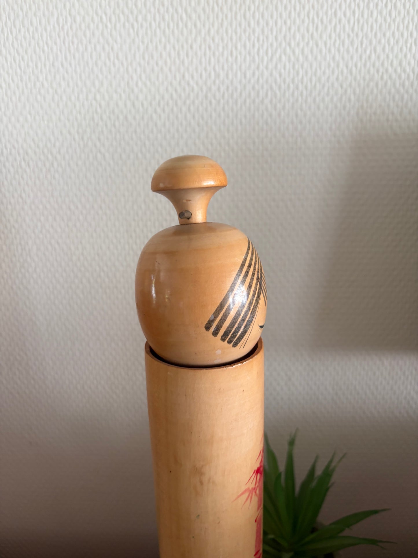 Vintage Sosaku kokeshi by Sato Suigai (1920-)