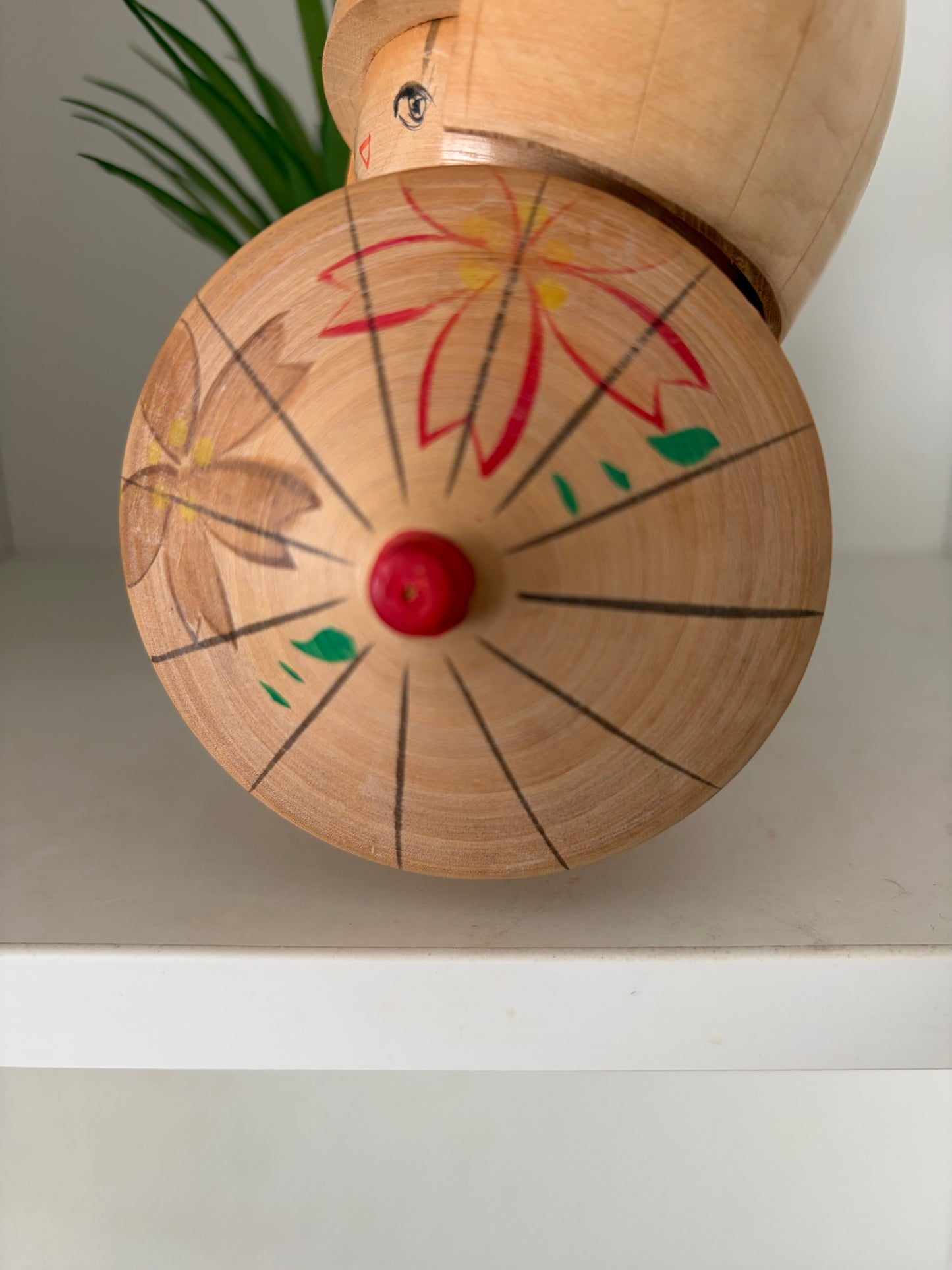 Cute vintage Sosaku kokeshi by Waichi with umbrella