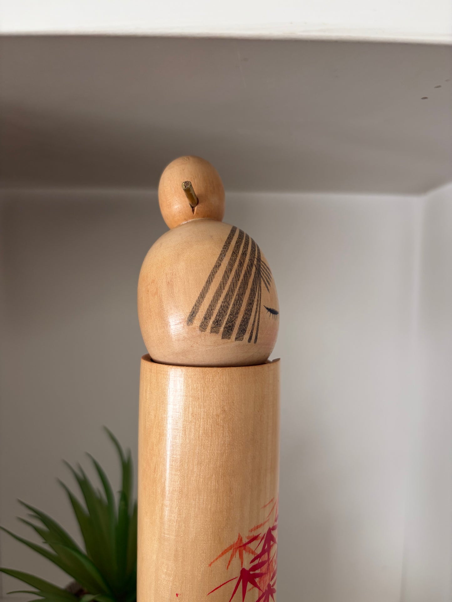 Vintage Sosaku kokeshi by Sato Suigai (1920-) - With box