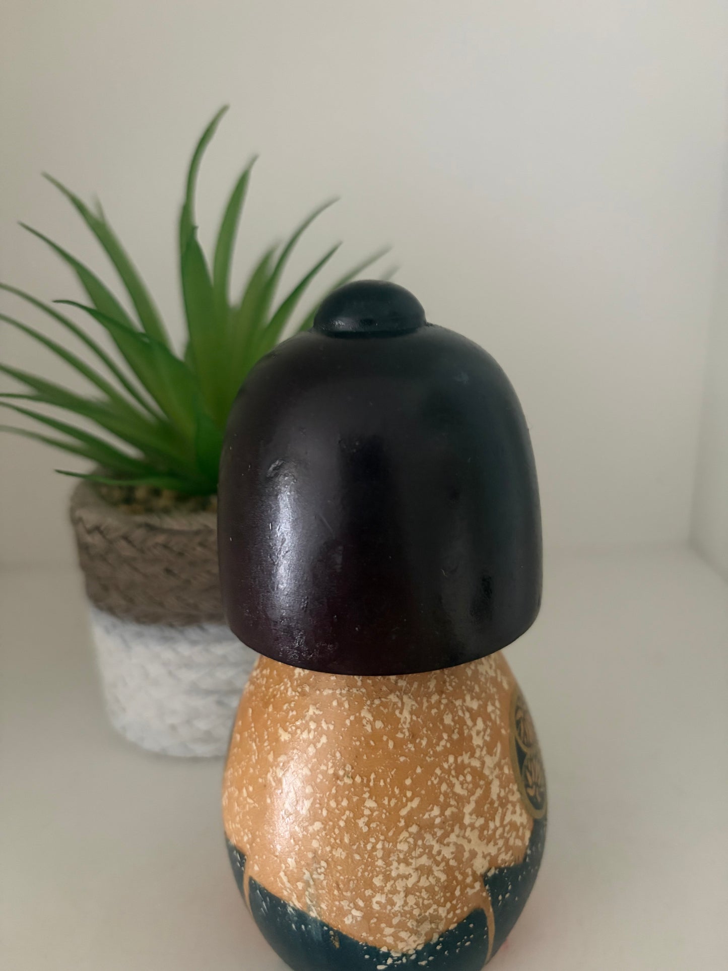 Rare Vintage Sosaku kokeshi by Aoki Ryoka (1931-)