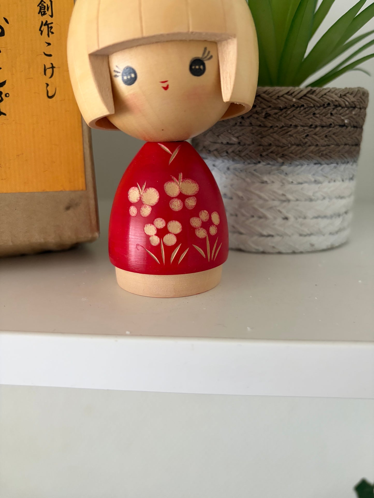 Vintage sosaku kokeshi by Fujikawa Shoei