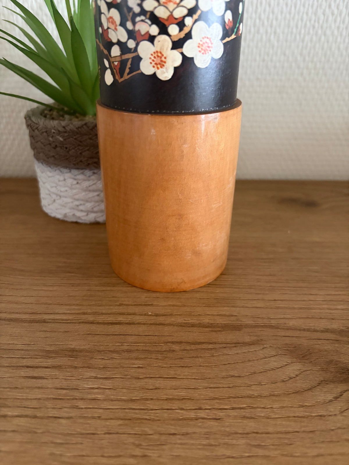 Vintage Gumma kokeshi by Sogen Departement store - Big version