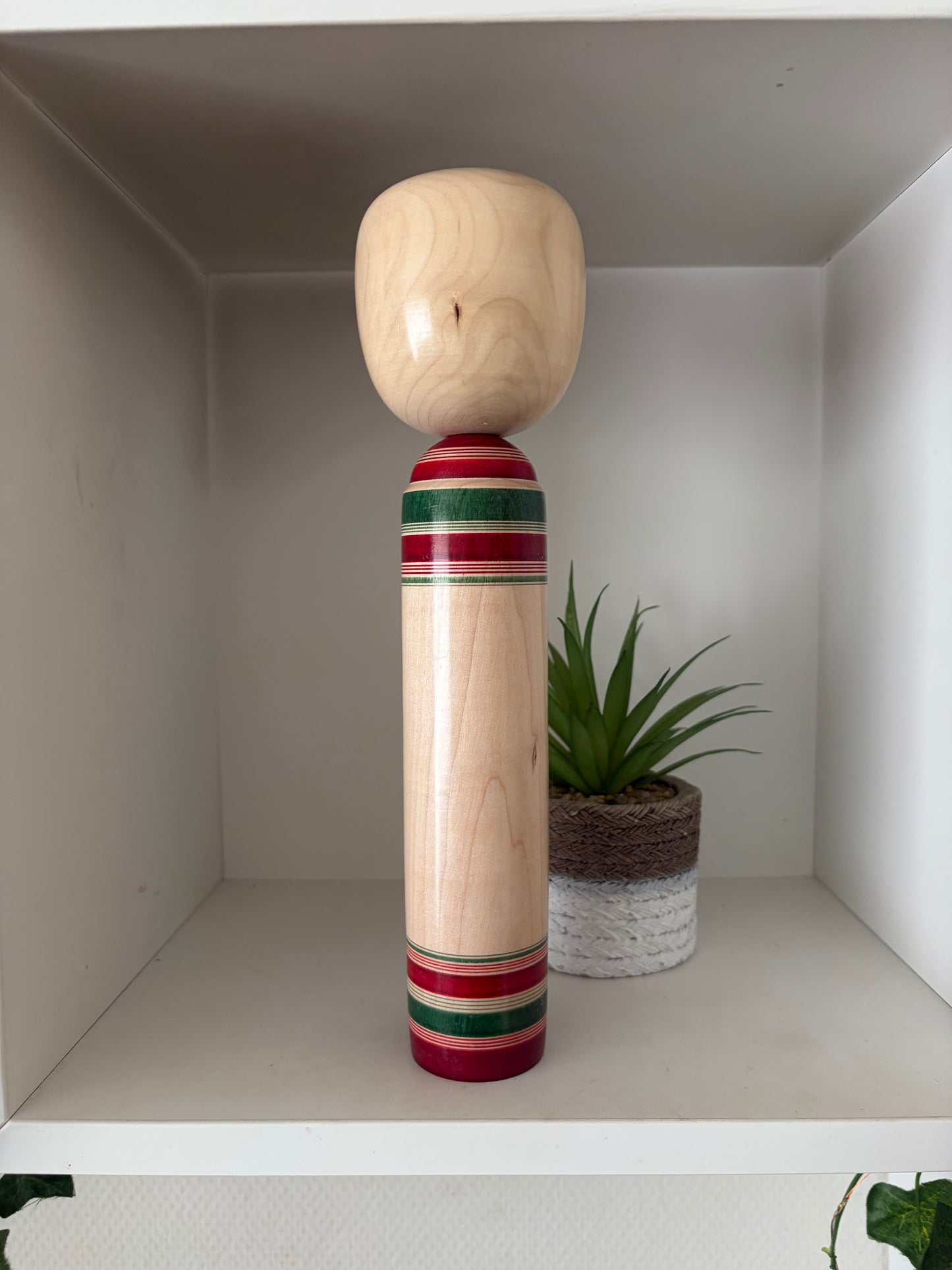Vintage traditional Yamagata - Sakunami kei kokeshi by Kano Yasushi (1921- 2010)