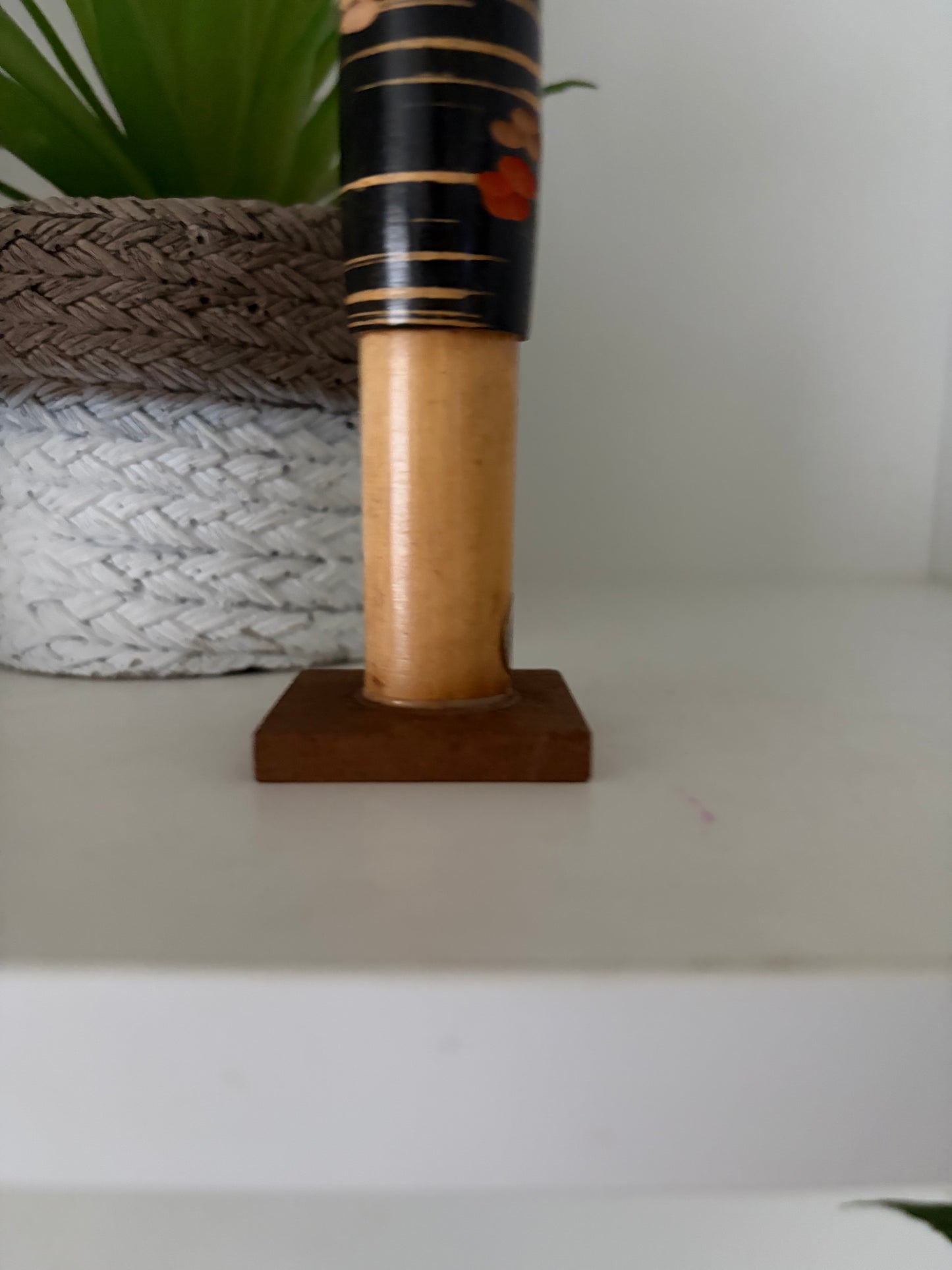 Vintage Sosaku kokeshi by Takanashi Hanpuushi