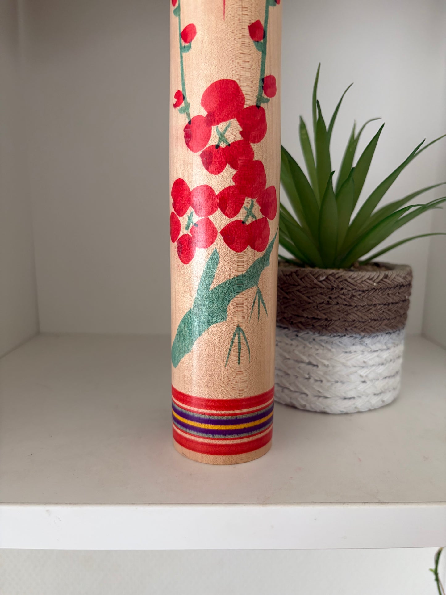 Lovely vintage Togatta kokeshi by Sato Tomio