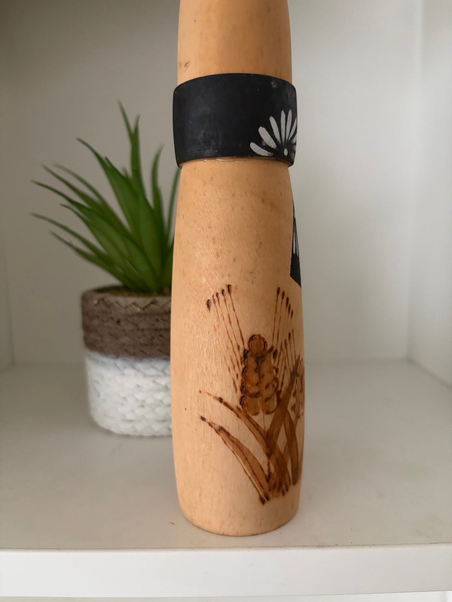Vintage Sosaku Kokeshi made by Sato Suigai (1920-)