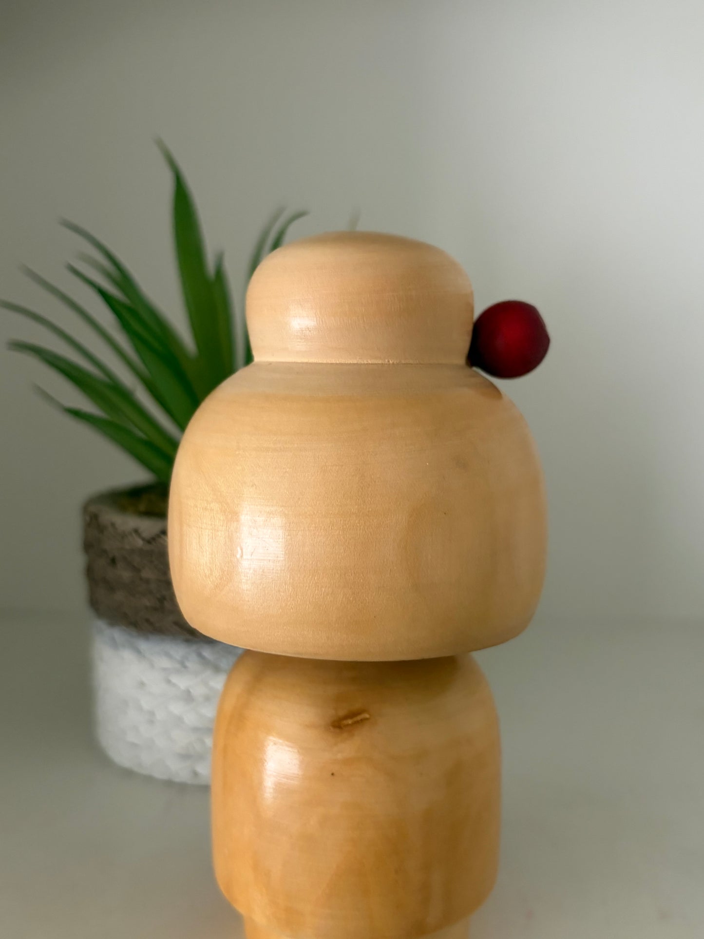Vintage Sosaku kokeshi by Kamakura