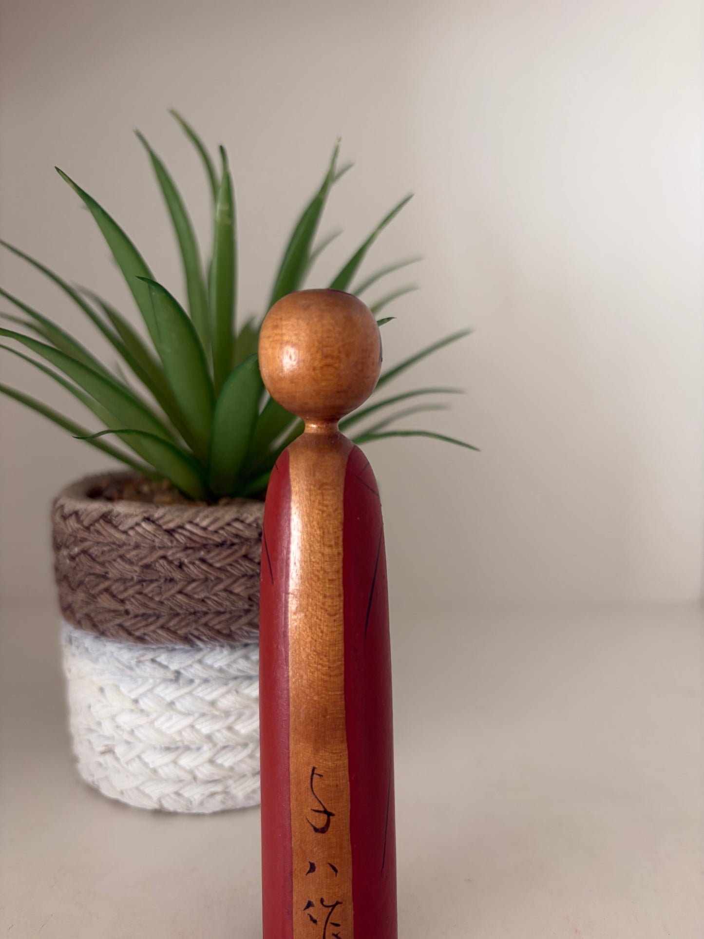 Exclusive Kijiyama kokeshi made by Takano Yohachi (1907-1994)