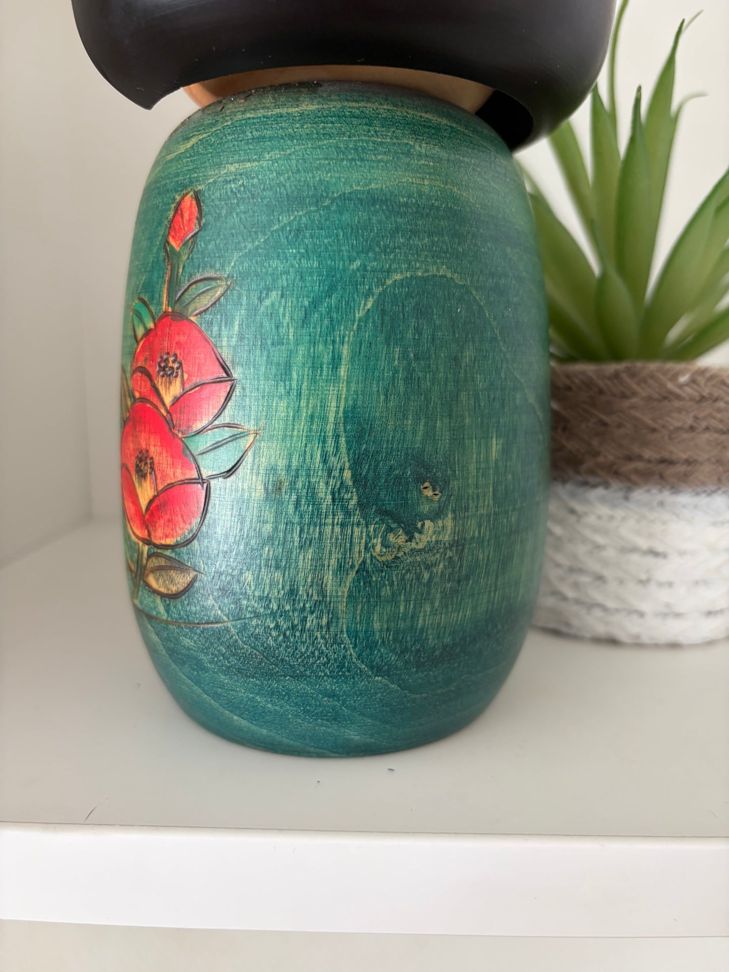 Vintage Sosaku Kokeshi made by Sato Suigai (1920-)