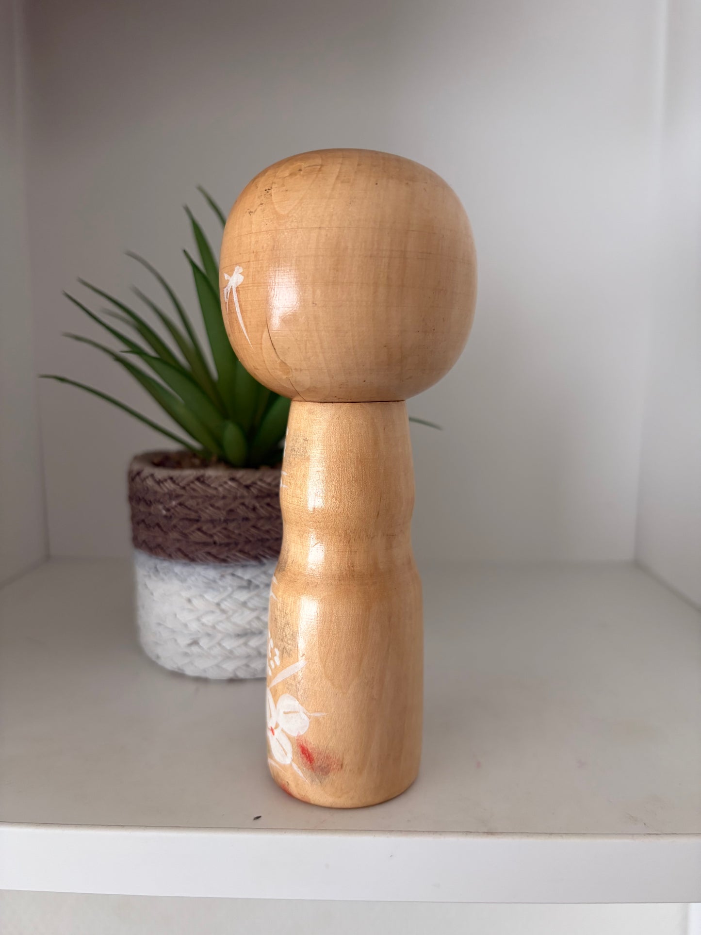Rare vintage Sosaku kokeshi by Aida Seiho (Harumine) (1926-1998)