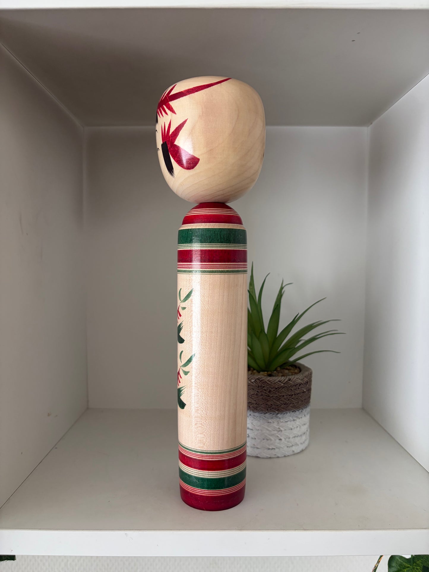 Vintage traditional Yamagata - Sakunami kei kokeshi by Kano Yasushi (1921- 2010)