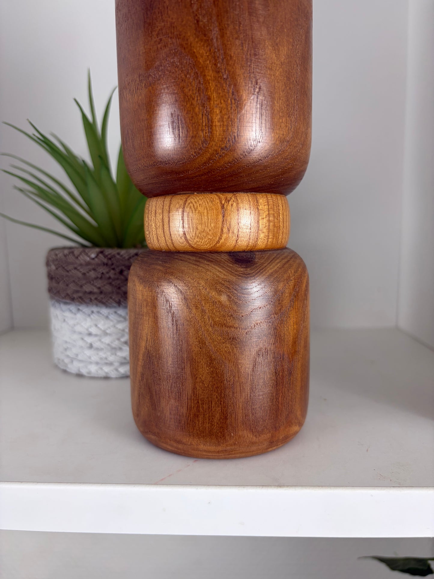 Exclusive Vintage Creative Kokeshi By Aida Seiho (Harumine)(1926-1998) - With plate