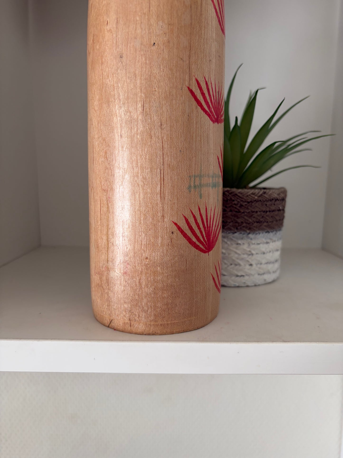 Vintage traditional Kijiyama kokeshi by Onodera Shigeichi