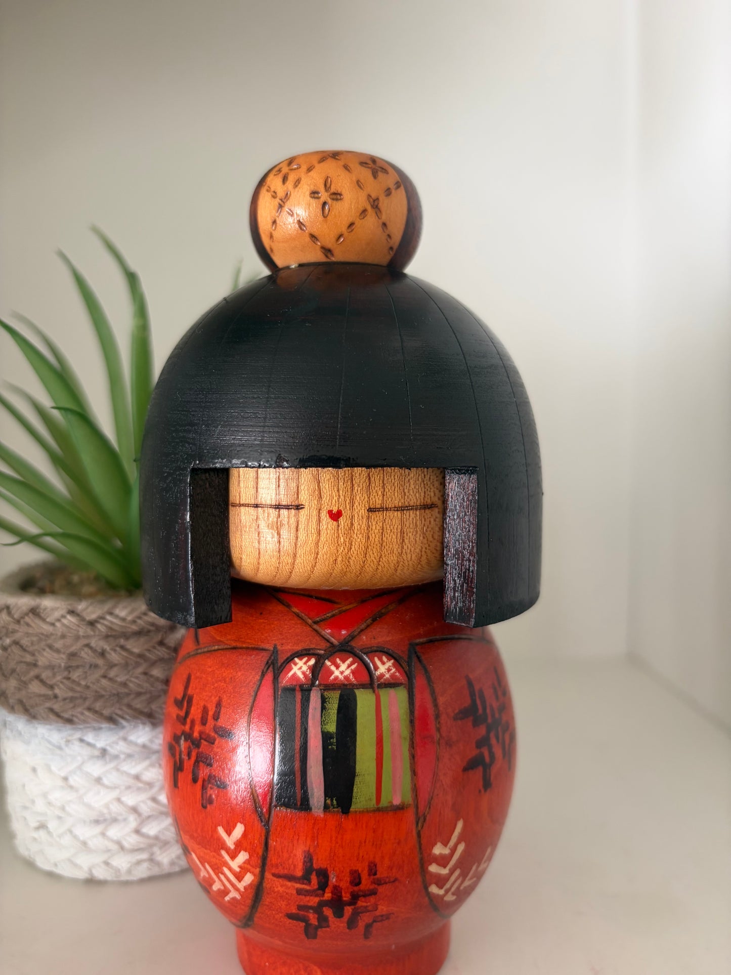 Vintage Gumma kokeshi by Kazuo Takamizawa (1927-)