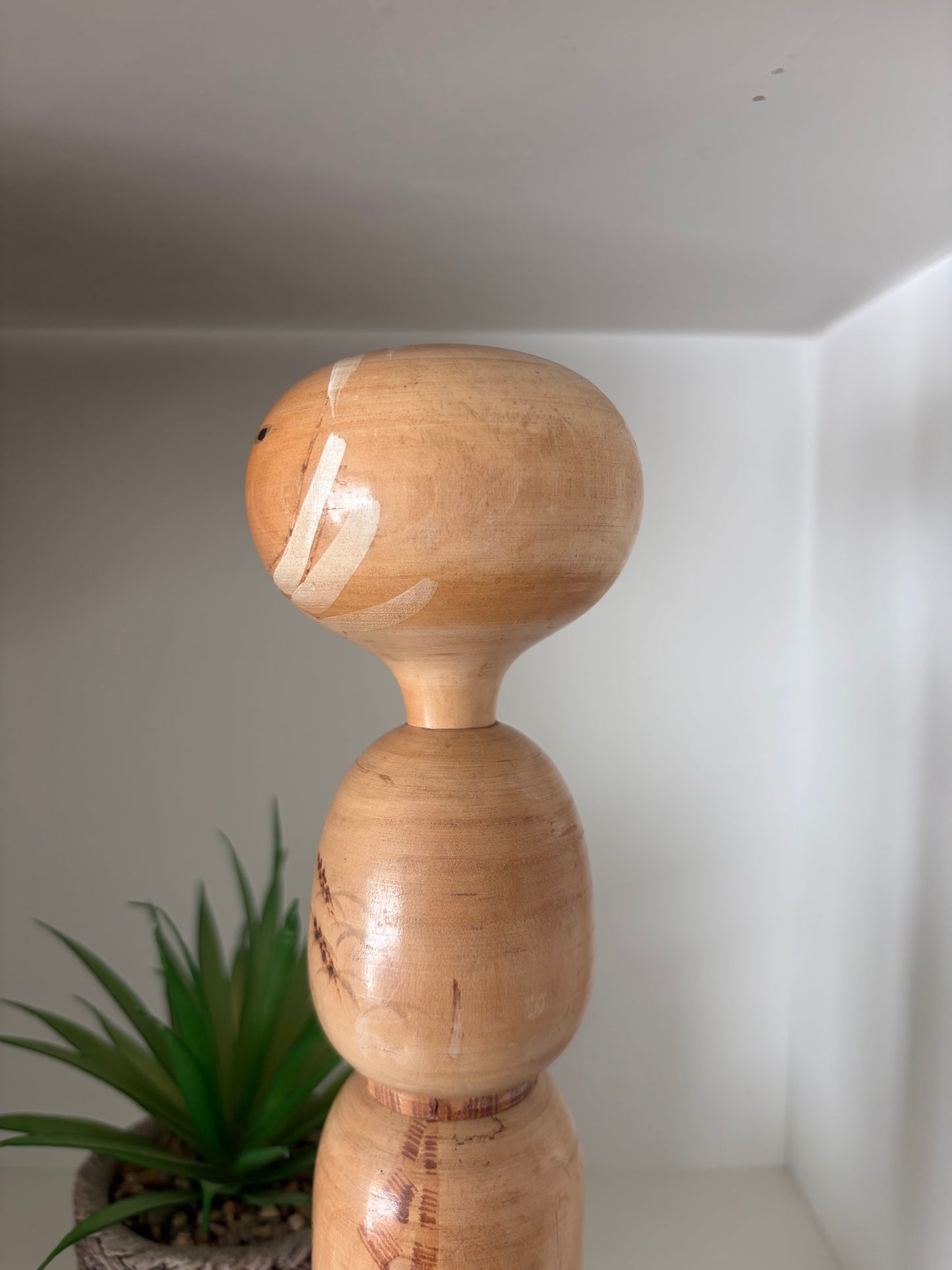 Vintage Sosaku kokeshi by Kishi Sadao