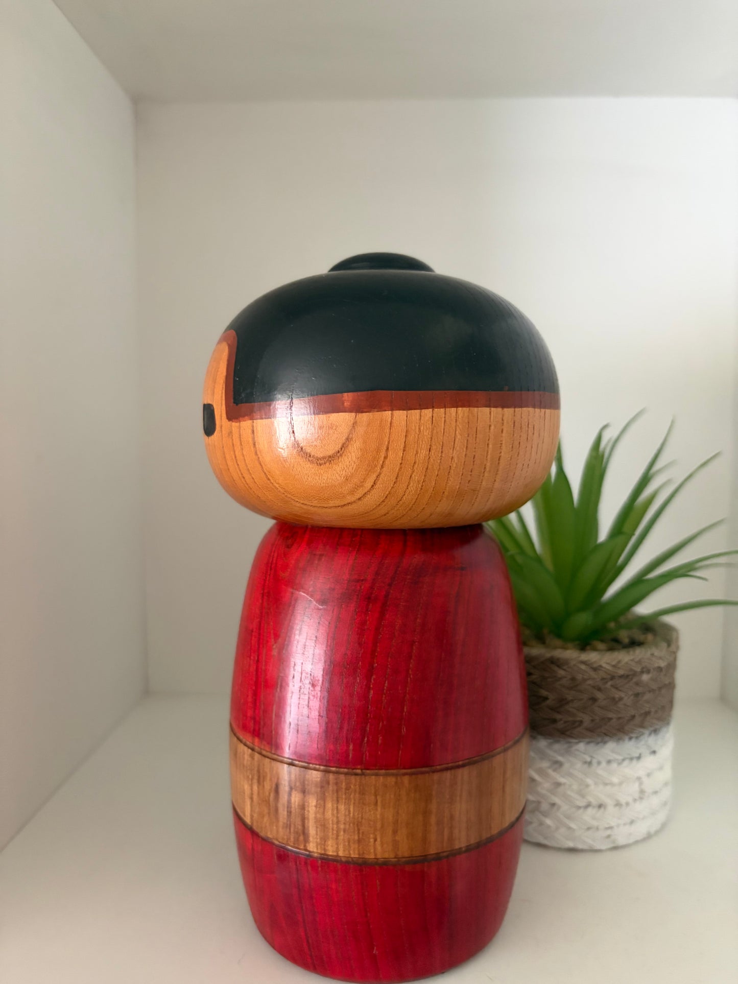 Rare vintage Sosaku kokeshi mad by Sanpei Yamanaka (1926-2012)